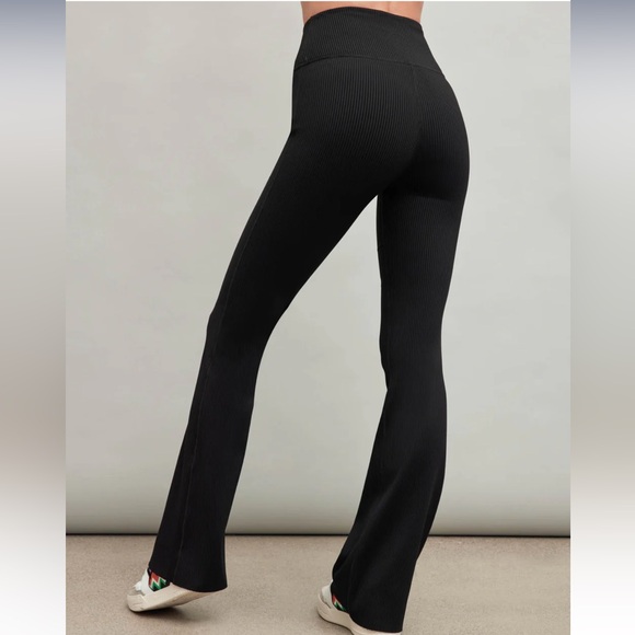 CARBON38 Ribbed Flare black‎ small women’s 32” - Picture 2 of 7